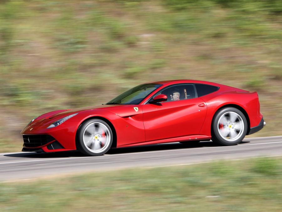  Ferrari F12berlinetta 2012 года  (фото 34 из 104)